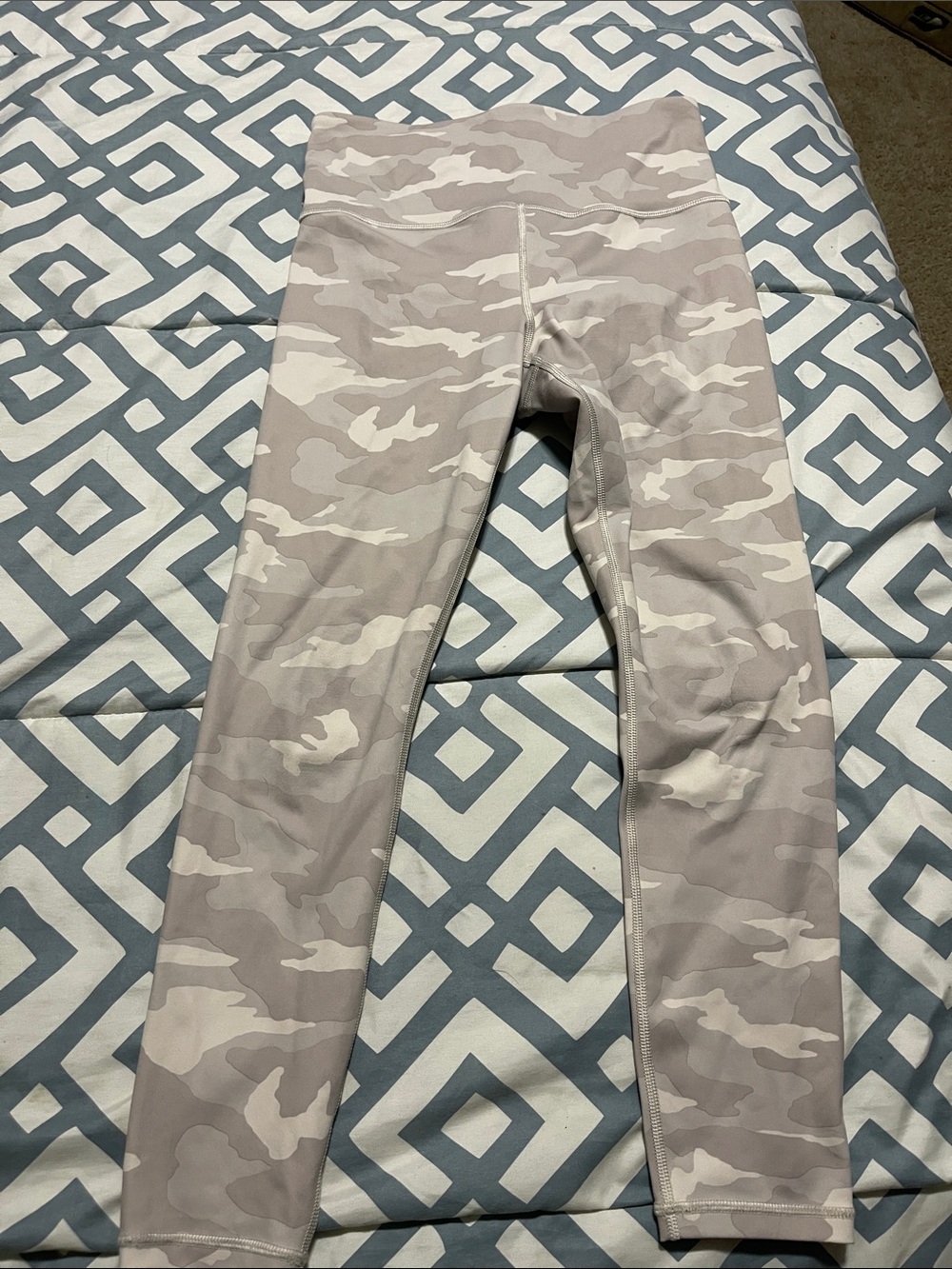 Athleta Camouflage Salutation Stash Pocket Leggings